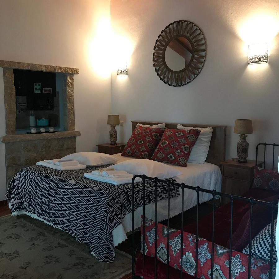 Villa Moradia Rural De Charme Agradavel E Acolhedora à Arrimal Extérieur photo